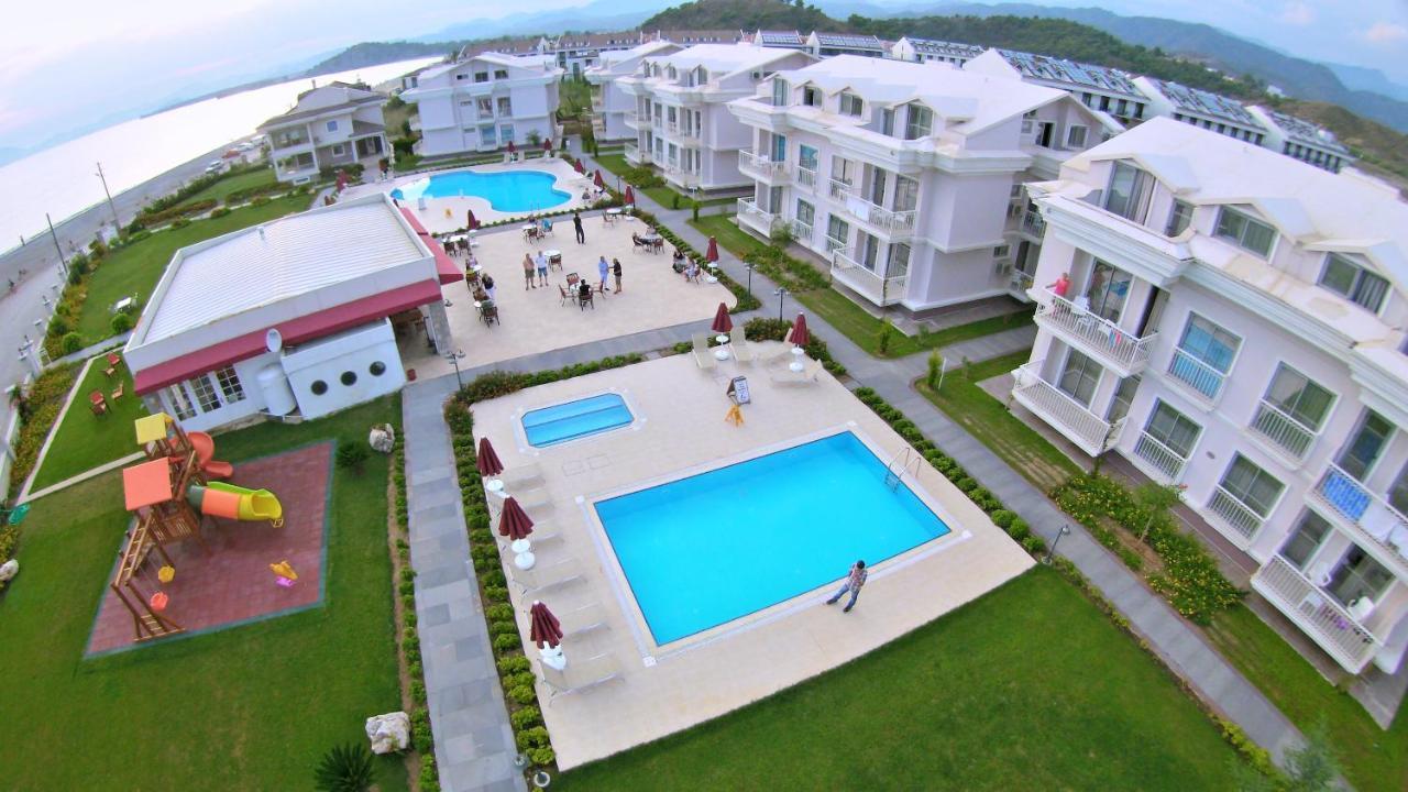 Daphne Apartments C Blok フェティエ エクステリア 写真